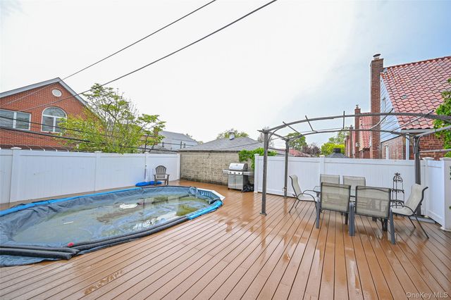 50-24 194th Street, Fresh Meadows, NY 11365