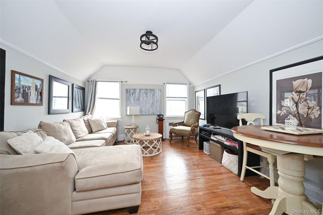 50-24 194th Street, Fresh Meadows, NY 11365