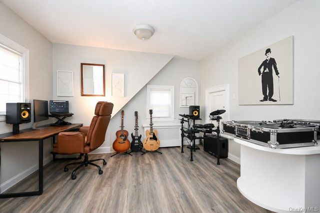 50-24 194th Street, Fresh Meadows, NY 11365