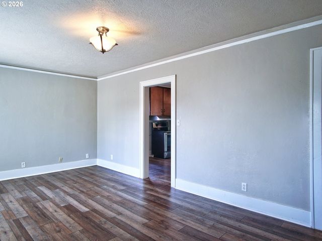 1115 Ne HEMBREE St, Mc Minnville, OR 97128