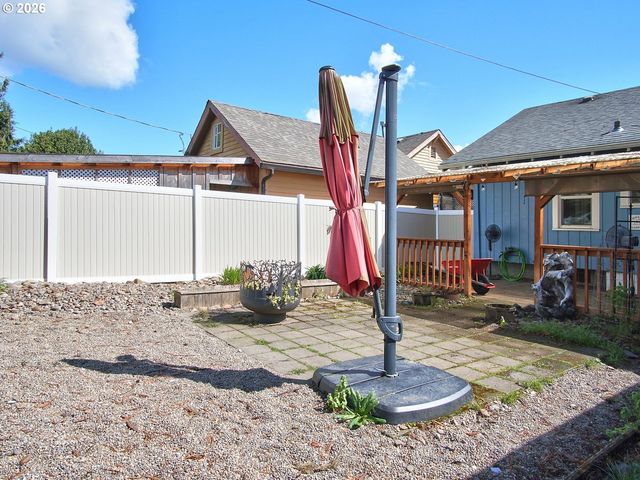 1115 Ne HEMBREE St, Mc Minnville, OR 97128