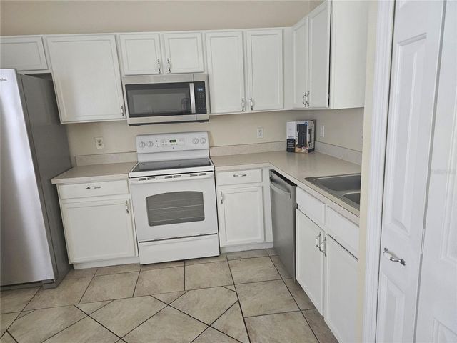 540 OAK BRANCH CIRCLE, Kissimmee, FL 34758