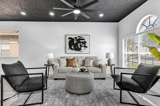 1829 SNARESBROOK WAY, Orlando, FL 32837