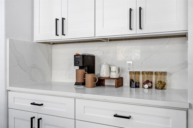 1829 SNARESBROOK WAY, Orlando, FL 32837