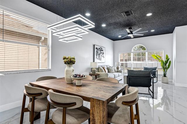 1829 SNARESBROOK WAY, Orlando, FL 32837