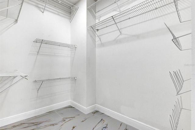 1829 SNARESBROOK WAY, Orlando, FL 32837