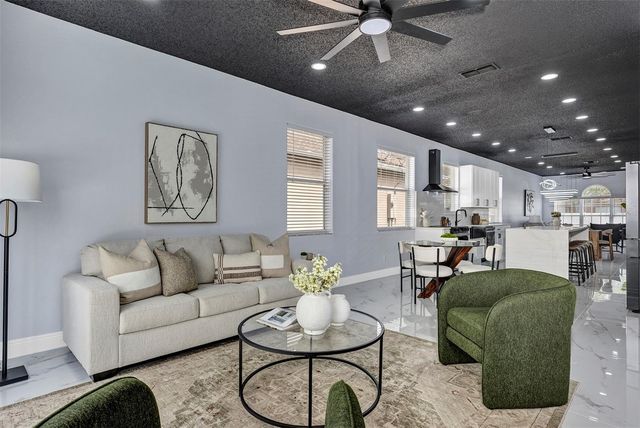 1829 SNARESBROOK WAY, Orlando, FL 32837