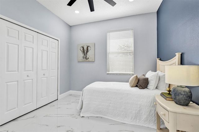 1829 SNARESBROOK WAY, Orlando, FL 32837