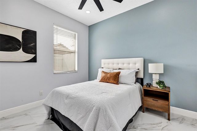 1829 SNARESBROOK WAY, Orlando, FL 32837