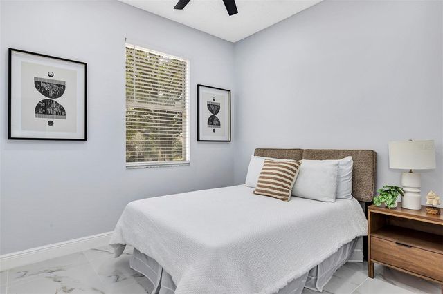 1829 SNARESBROOK WAY, Orlando, FL 32837