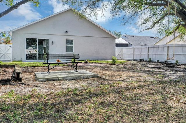 1829 SNARESBROOK WAY, Orlando, FL 32837