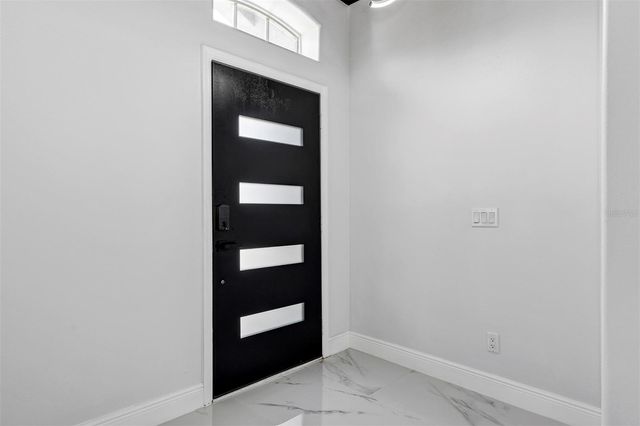 1829 SNARESBROOK WAY, Orlando, FL 32837