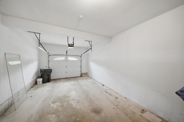 15 Rainbow Drive, Londonderry, NH 03053