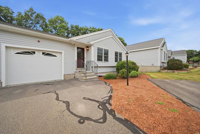 15 Rainbow Drive, Londonderry, NH 03053