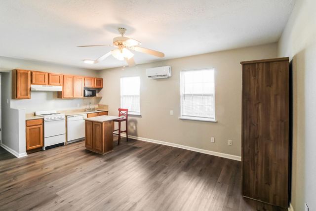 610 Ball 4, Galveston, TX 77550