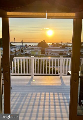 37138 OCEAN PARK LN, Fenwick Island, DE 19944