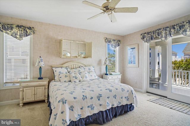37138 OCEAN PARK LN, Fenwick Island, DE 19944