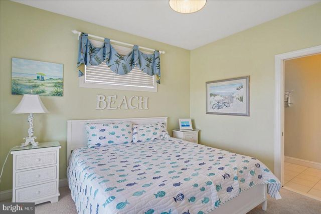 37138 OCEAN PARK LN, Fenwick Island, DE 19944