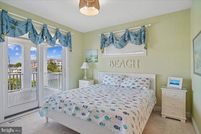 37138 OCEAN PARK LN, Fenwick Island, DE 19944
