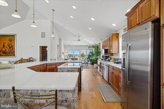 37138 OCEAN PARK LN, Fenwick Island, DE 19944