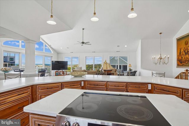 37138 OCEAN PARK LN, Fenwick Island, DE 19944