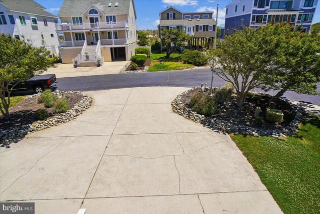 37138 OCEAN PARK LN, Fenwick Island, DE 19944