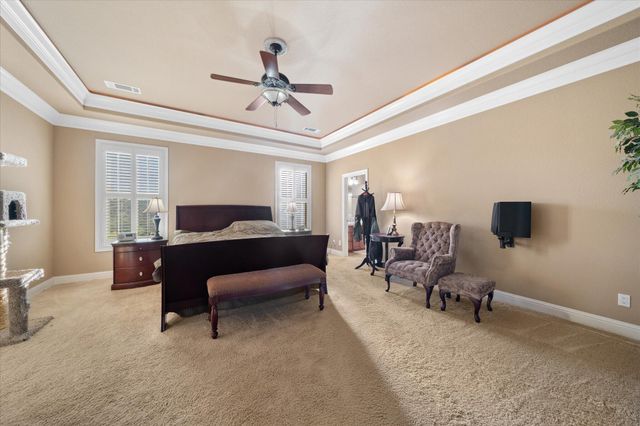 7870 Castle View Lane, Redding, CA 96001