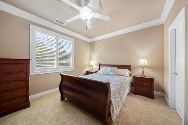 7870 Castle View Lane, Redding, CA 96001