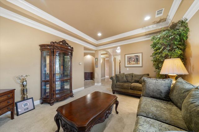 7870 Castle View Lane, Redding, CA 96001