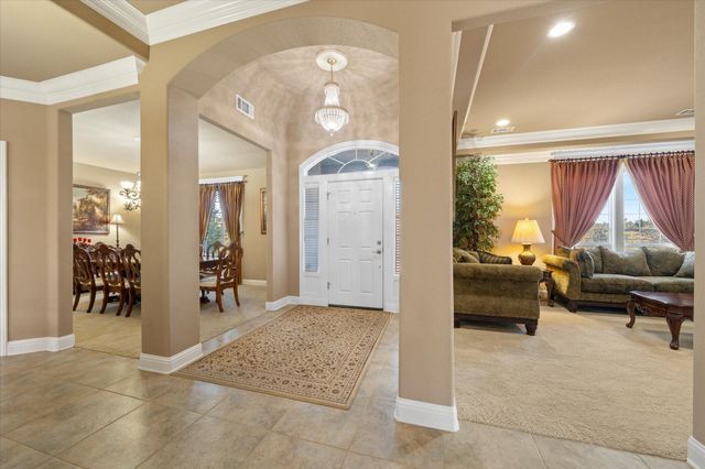 7870 Castle View Lane, Redding, CA 96001