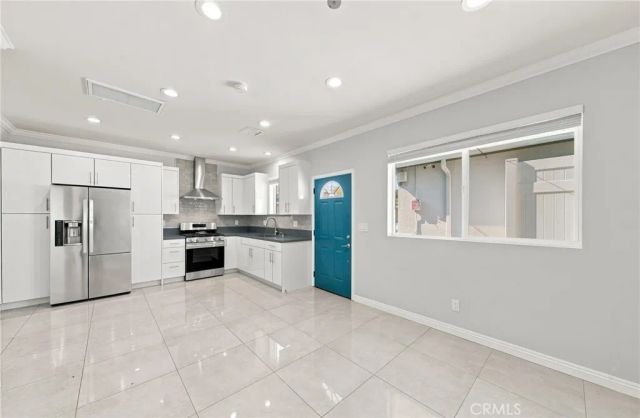 16242 Londelius, North Hills, CA 91343
