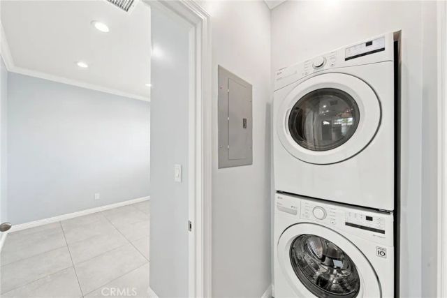 16242 Londelius, North Hills, CA 91343