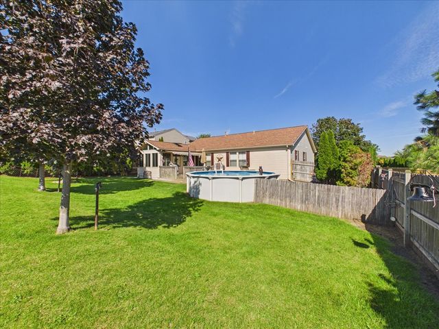 2317 Westfield Lane, Belvidere, IL 61008