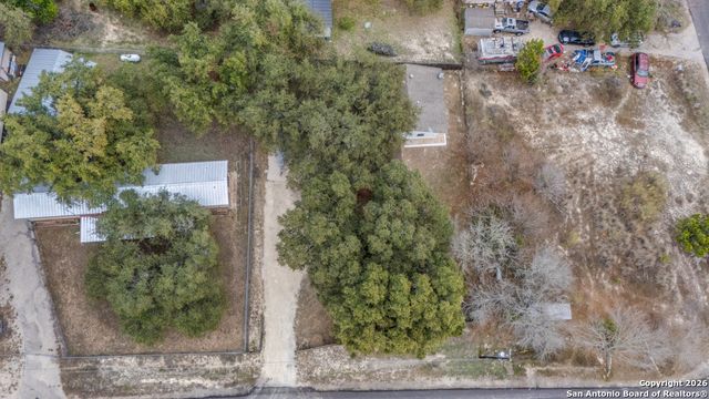 505 Buckhorn, Canyon Lake, TX 78133