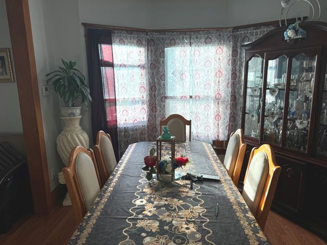 504 5th Avenue, Aurora, IL 60505