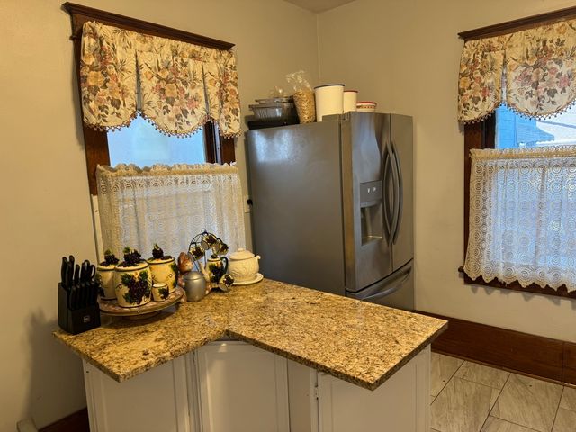 504 5th Avenue, Aurora, IL 60505