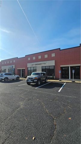 300 Ed Wright Ln Ste L, Newport News, VA 23606