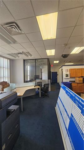 300 Ed Wright Ln Ste L, Newport News, VA 23606