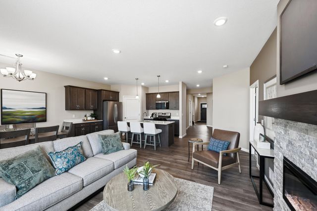 1777 Squirrel Way, New Richmond, WI 54017