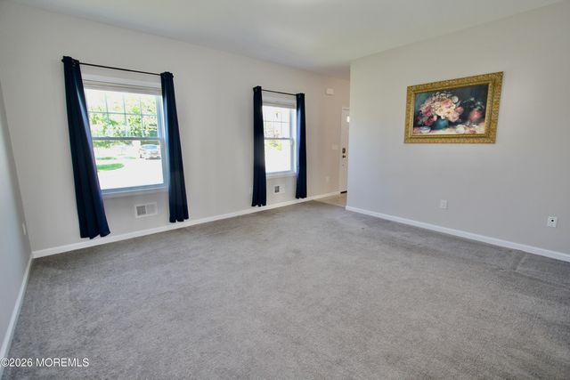 7 Victoria Lane, Neptune Township, NJ 07753