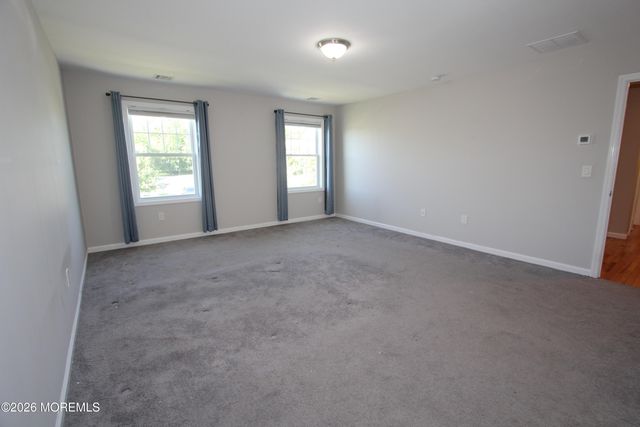 7 Victoria Lane, Neptune Township, NJ 07753