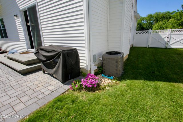 7 Victoria Lane, Neptune Township, NJ 07753