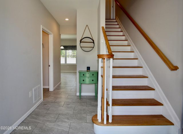 7 Victoria Lane, Neptune Township, NJ 07753