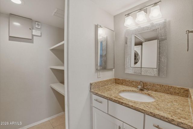 2875 W HIGHLAND Street 1115, Chandler, AZ 85224