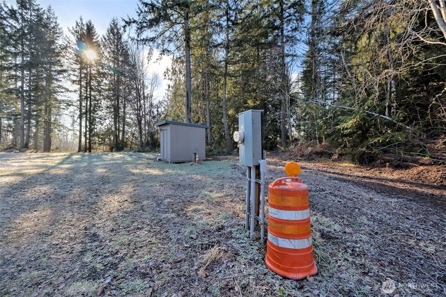 660 SE Cook Plant Farm Road, Shelton, WA 98584