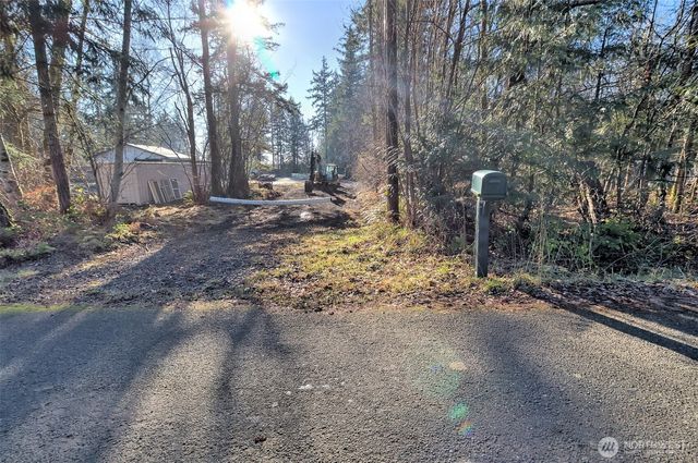 660 SE Cook Plant Farm Road, Shelton, WA 98584