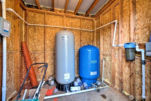 660 SE Cook Plant Farm Road, Shelton, WA 98584