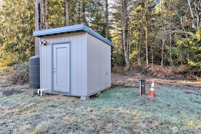 660 SE Cook Plant Farm Road, Shelton, WA 98584