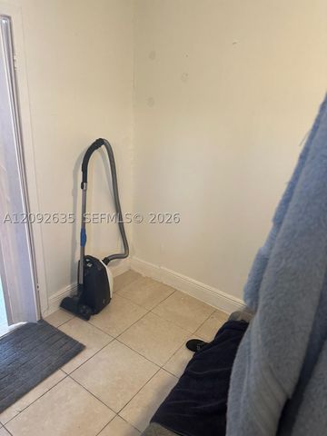 3425 NW 14th Ave, Miami, FL 33142