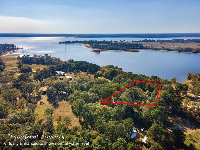 924 Cr 471, Etoile, TX 75944